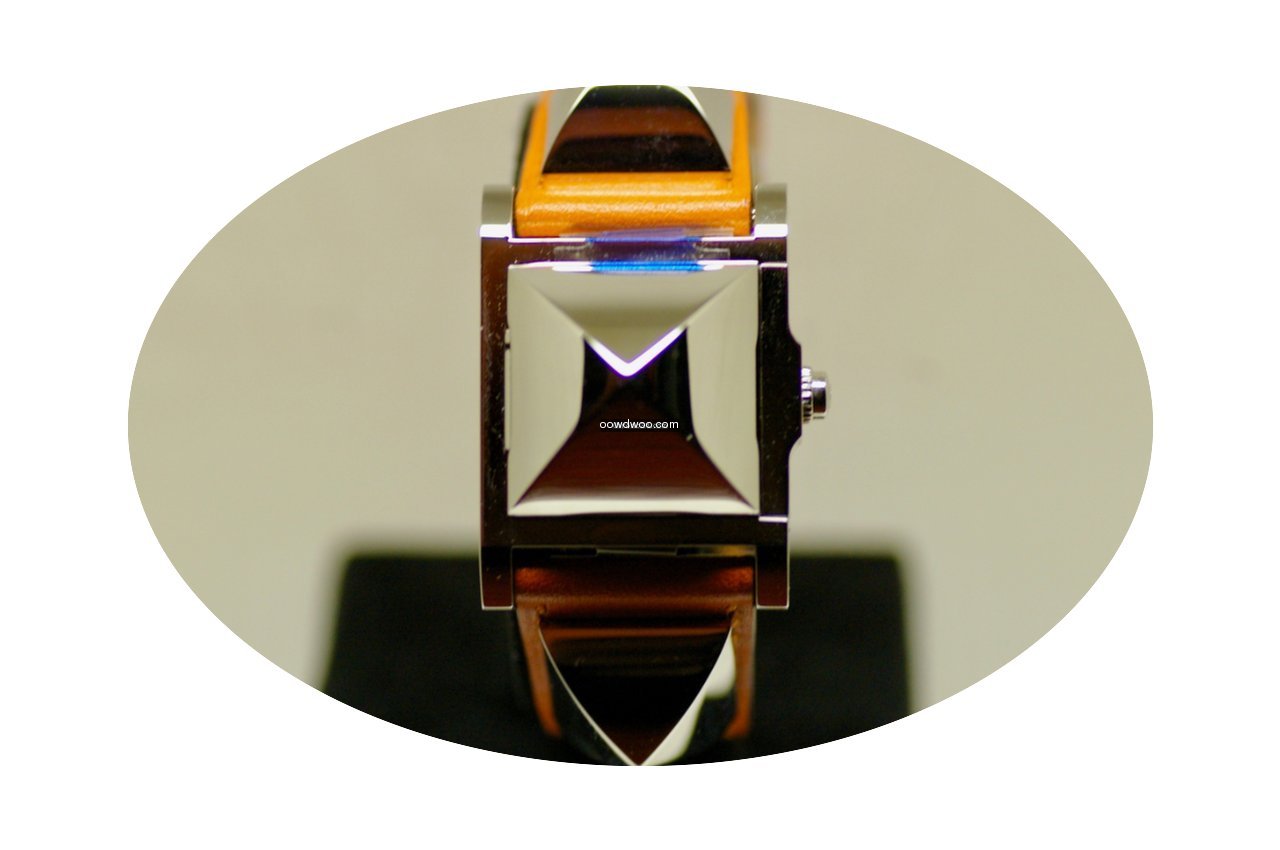 Hermès MEDOR...