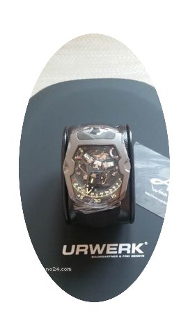 Urwerk UR-210Y Black Hawk...