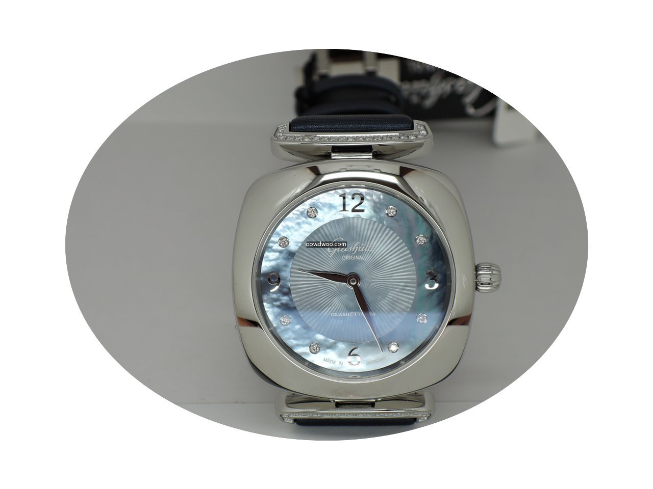 Glashütte Original Pavonina...