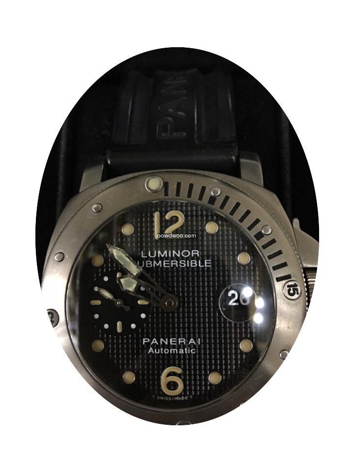 Panerai Luminor Submersible...