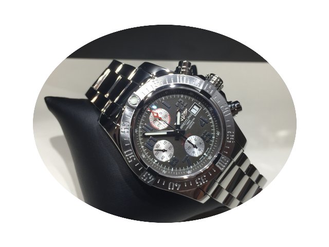 Breitling AVENGER II...