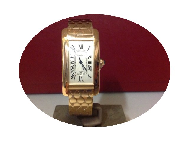 Cartier Tank americaine moyen modèle...