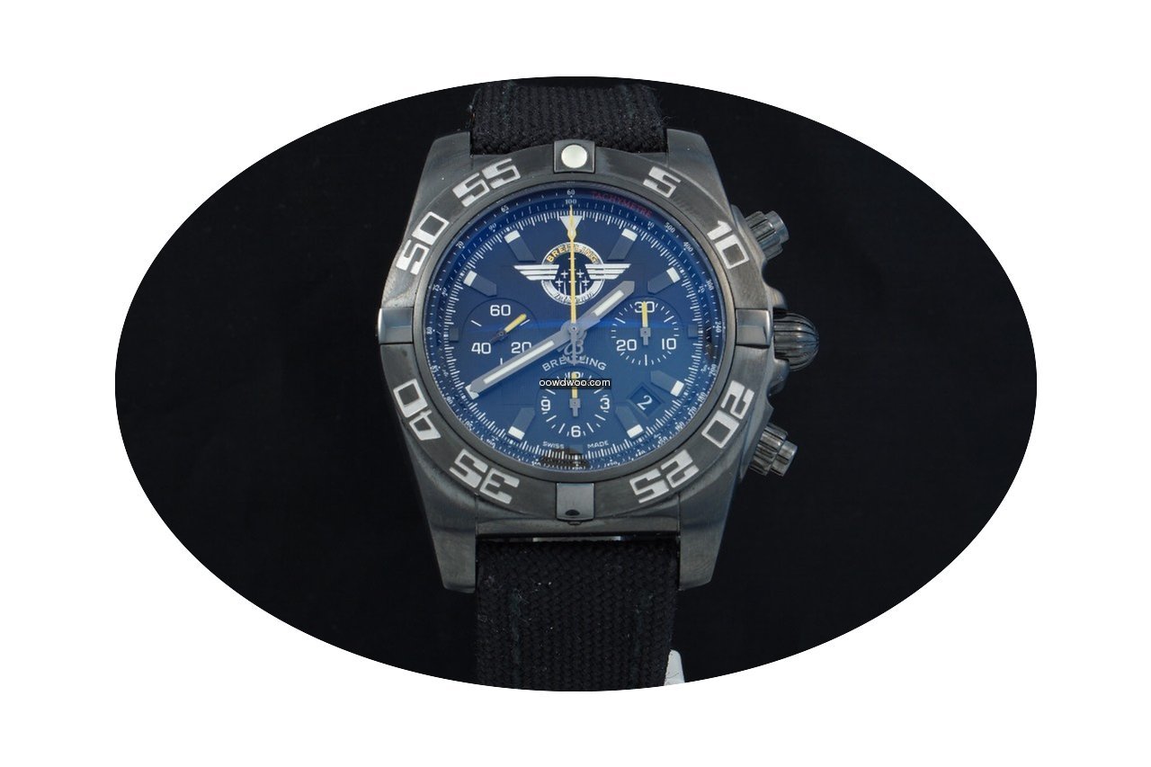 Breitling Chronomat 44 Blacksteel Limite...