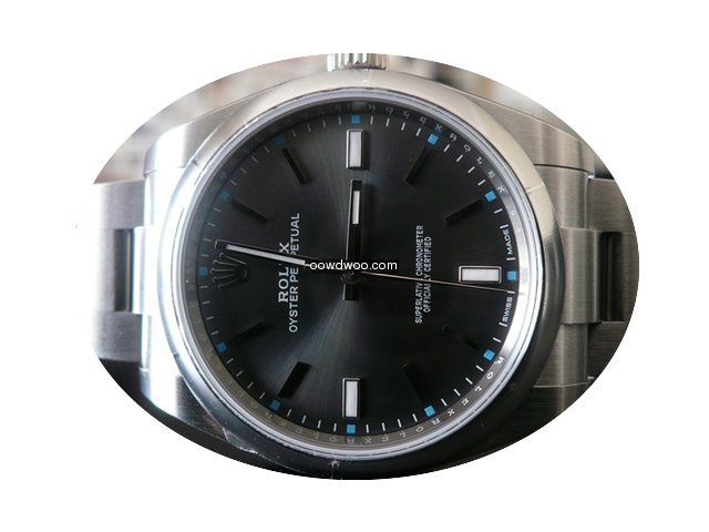 Rolex Oyster Perpetual 39mm 2017...