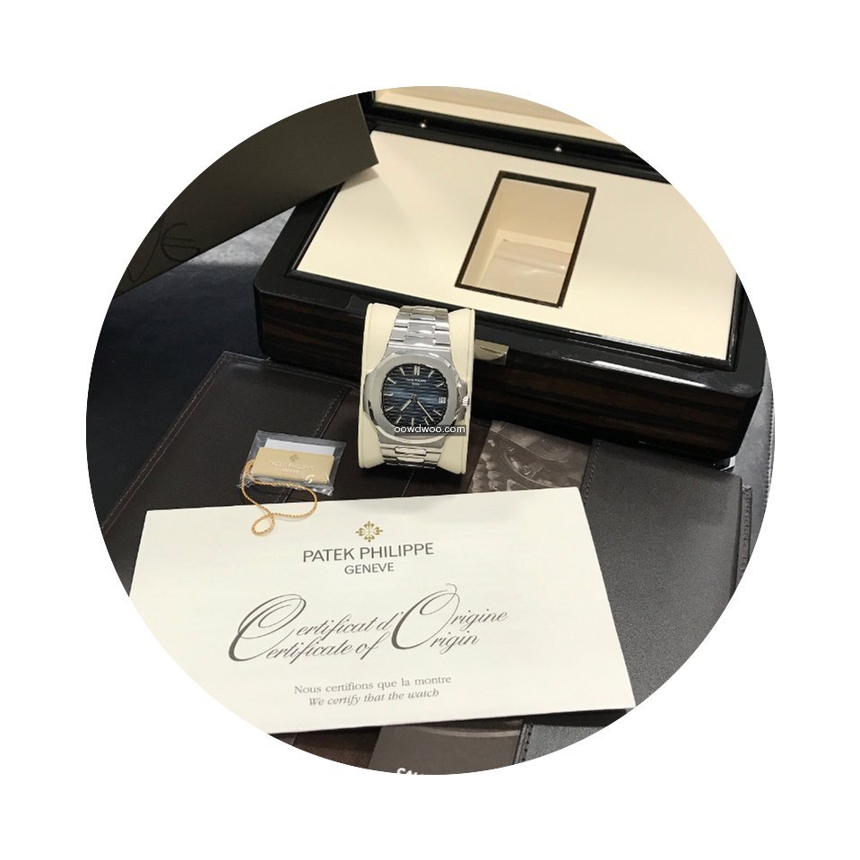 Patek Philippe Nautilus Ref 5711 Boite/P...