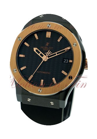 Hublot Classic Fusion 45mm, Black Carbon...