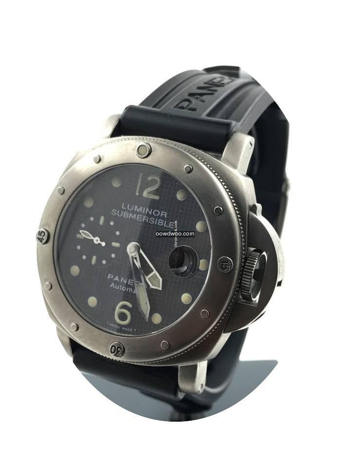 Panerai Luminor Submersible 44MM Titaniu...
