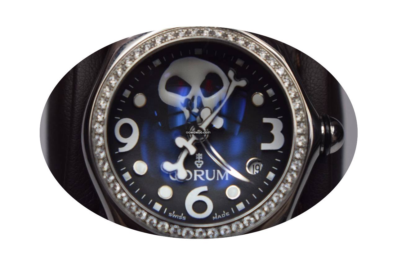 Corum Bubble Midsize Jolly...