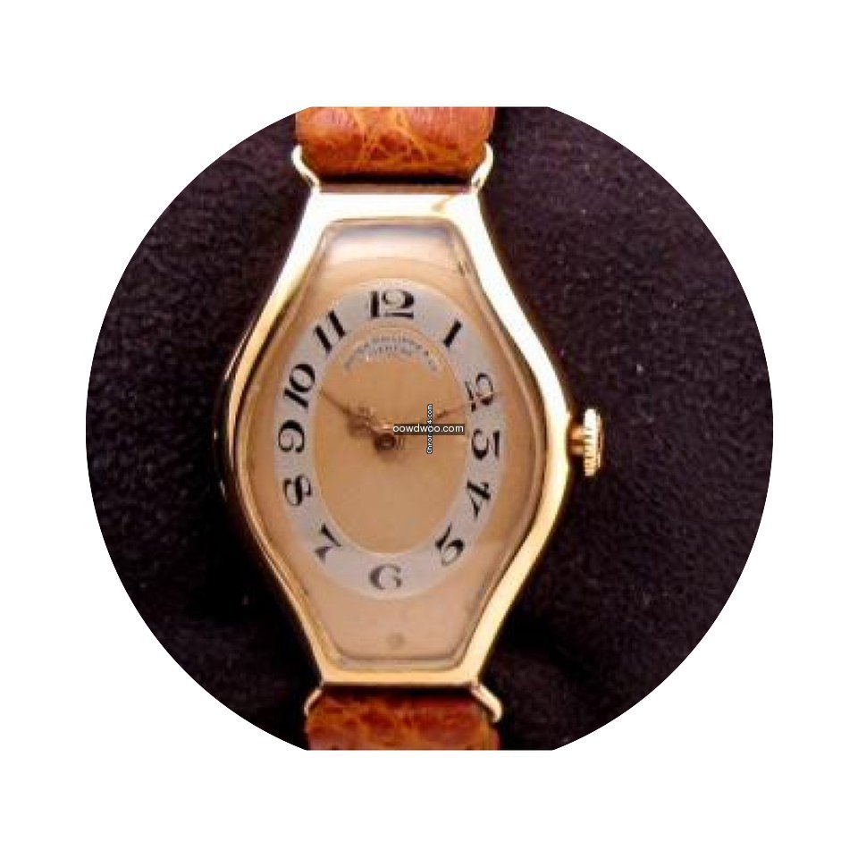 Patek Philippe | Gondolo Tonneau, 18K Ye...