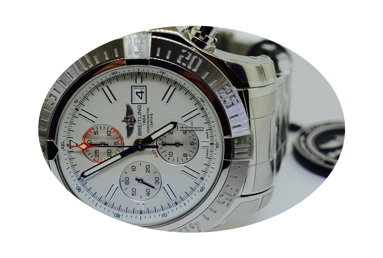 Breitling Super Avnger II...