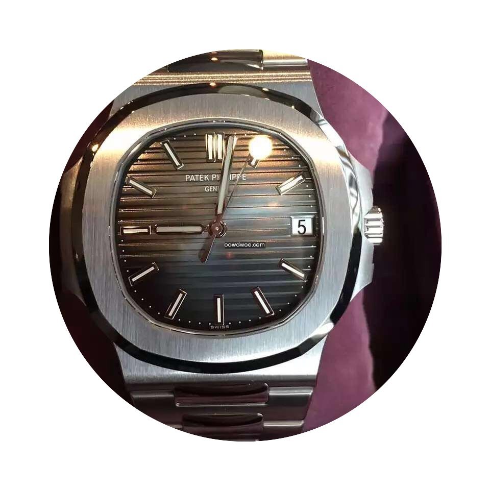 Patek Philippe 5711/1A-001...