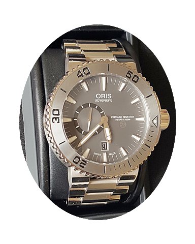 Oris Aquis Small Second Date...