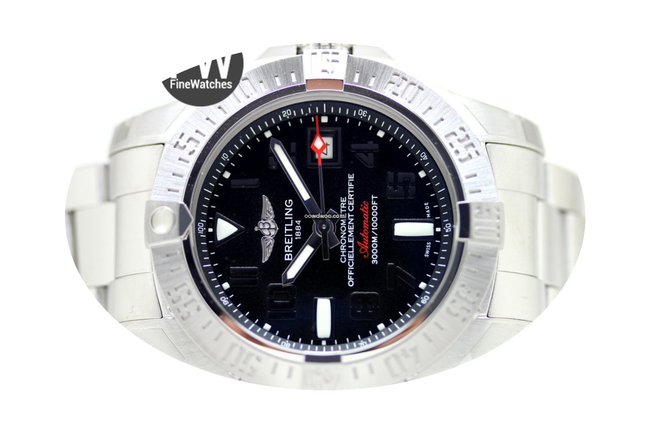 Breitling Avenger II Seawolf...