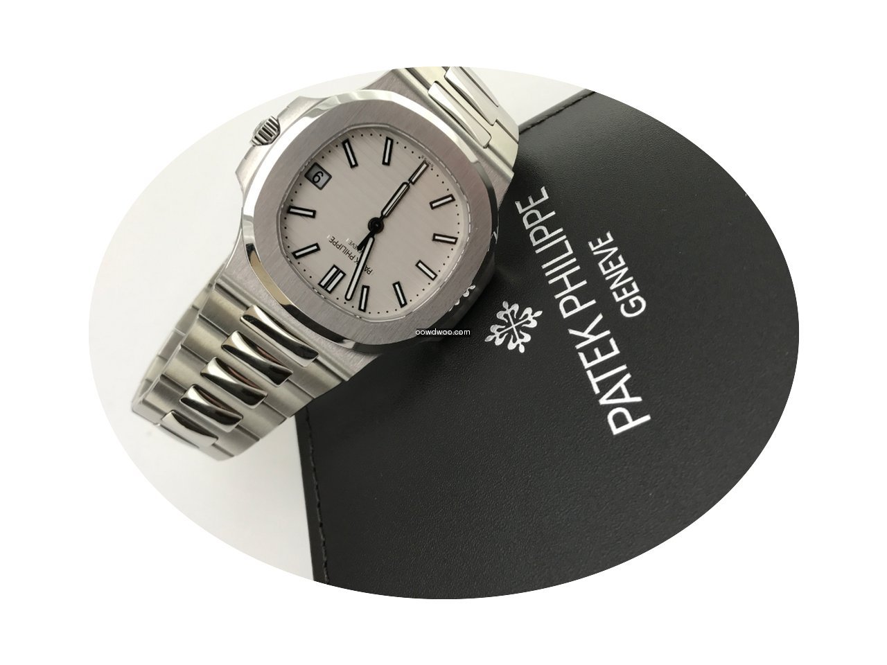 Patek Philippe Nautilus 5711 Jumbo...