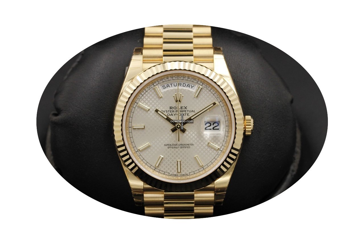 Rolex Day Date 228238 Yellow Gold...