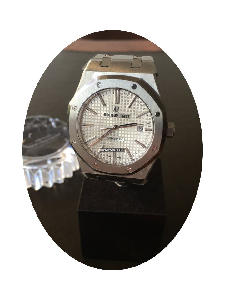 Audemars Piguet 15400ST.OO.1220ST.02...