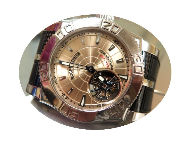 Roger Dubuis TOURBILLON EASY DIVER SE 48...