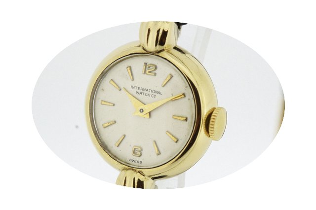 IWC Vintage Ladies solid 18K Gold Watch ...