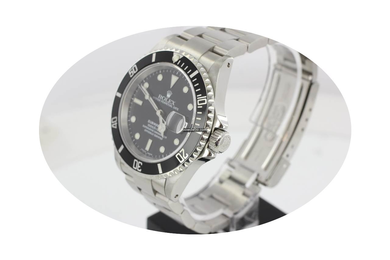 Rolex Submariner Date...